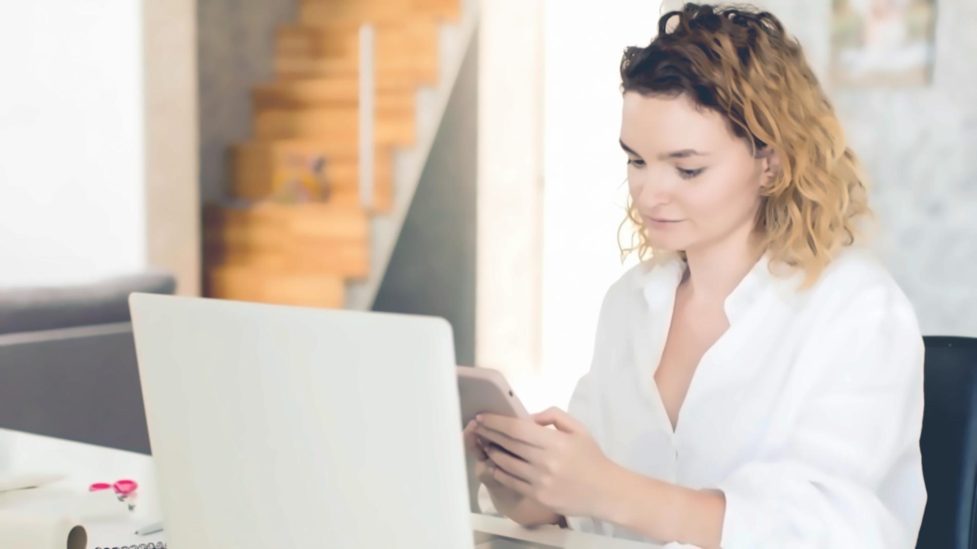 Visualisierung von Finanzdaten und Vermögensvergleichen auf Bildschirm